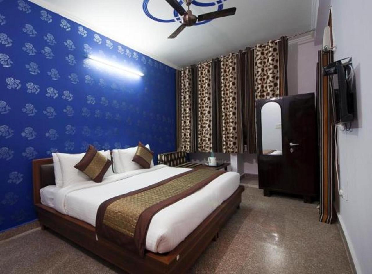 Airport Hotel Green Heights Nueva Delhi Exterior foto